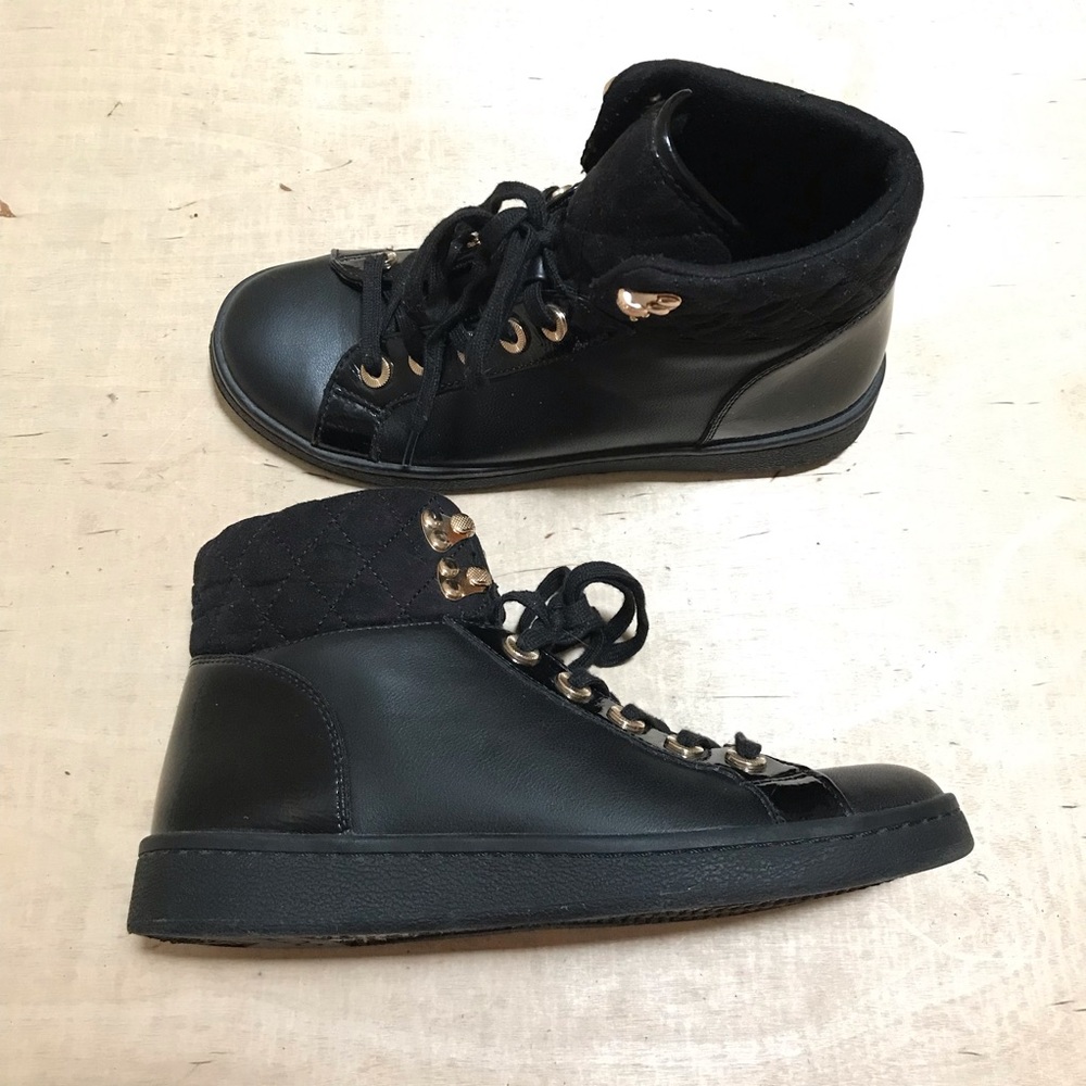 Aldo Hightop Boots With Gold Trim Black Size 6.5
